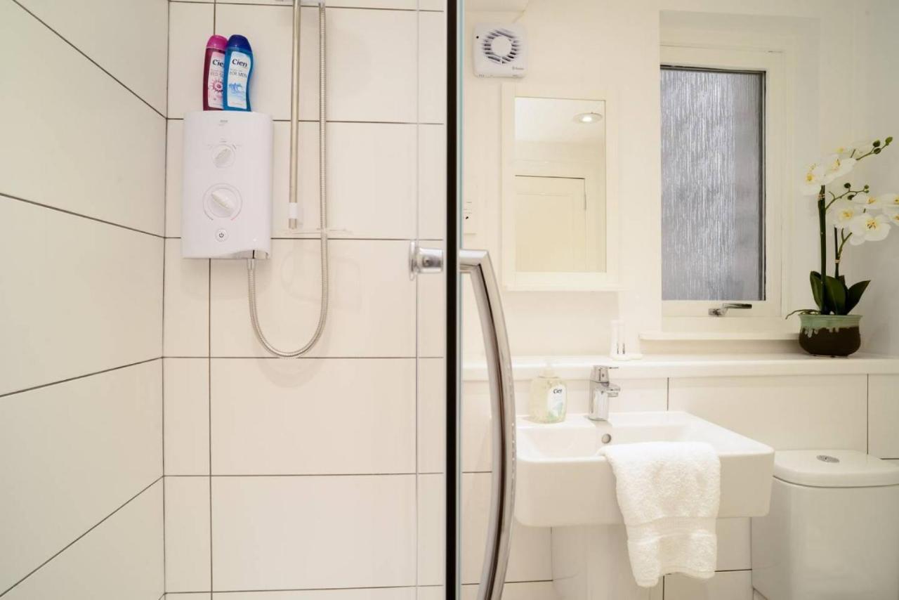 Altido Lovely Apartment For 4 With Free Parking Edinburgh Exterior foto